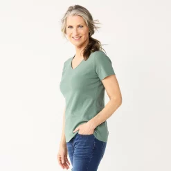 Women's Croft & Barrow® Essential V-Neck Tee 167 Women's Croft & Barrow® Essential V-Neck Tee -Cotton Sales Store 3482291 Laurel Wreath