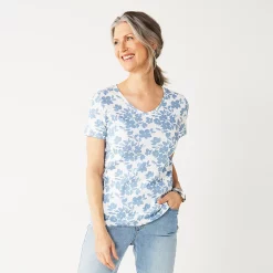 Women's Croft & Barrow® Essential V-Neck Tee 114 Women's Croft & Barrow® Essential V-Neck Tee -Cotton Sales Store 3482291 White Blue Floral